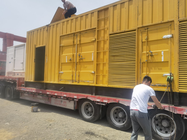 海林发电机出租100KW发电机需要什么规格的电缆线？
